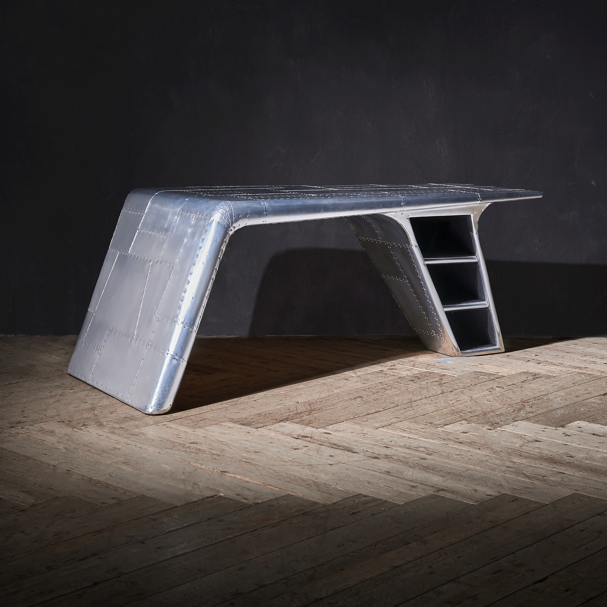 Aviator Blackhawk Valkyrie Desk